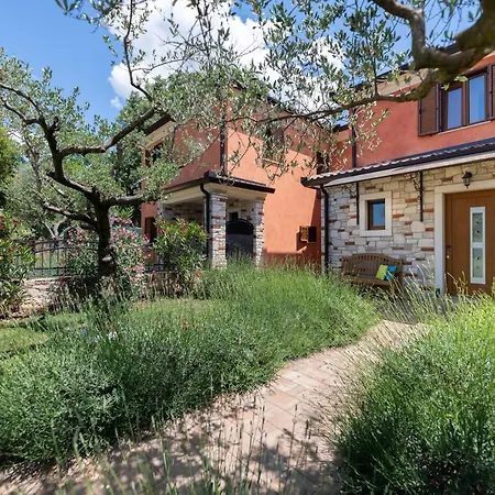 Holiday home Le Tre Brtonigla