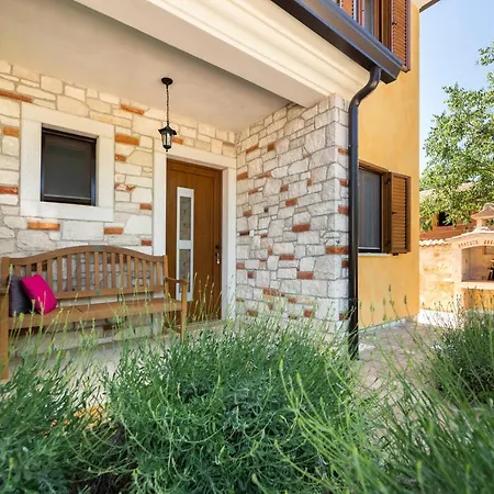 Le Tre Holiday home