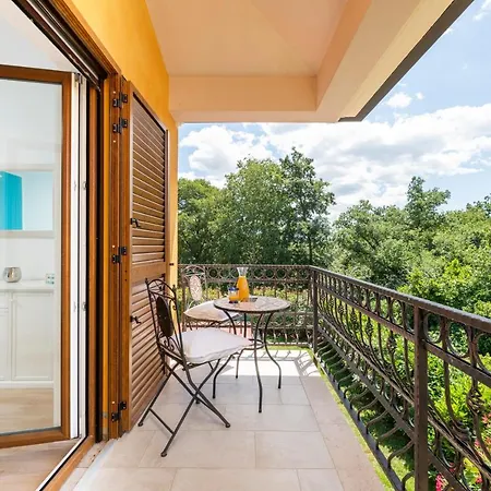 Le Tre Holiday home Brtonigla