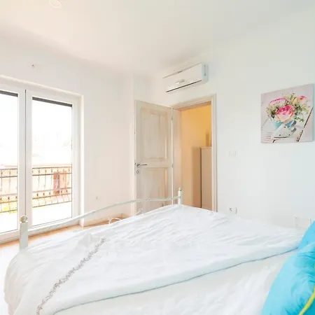 Holiday home Le Tre Brtonigla